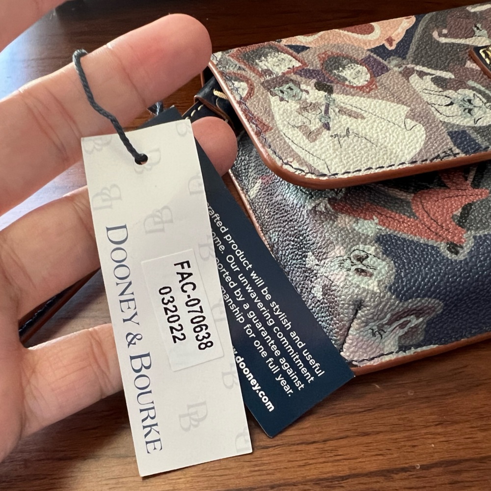 Dooney & Bourke Disney Wallet Wristlet The Haunted Mansion 2022 - Picture 8 of 12